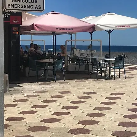 Casa Veronica 2. Piso Entero. * ארונה